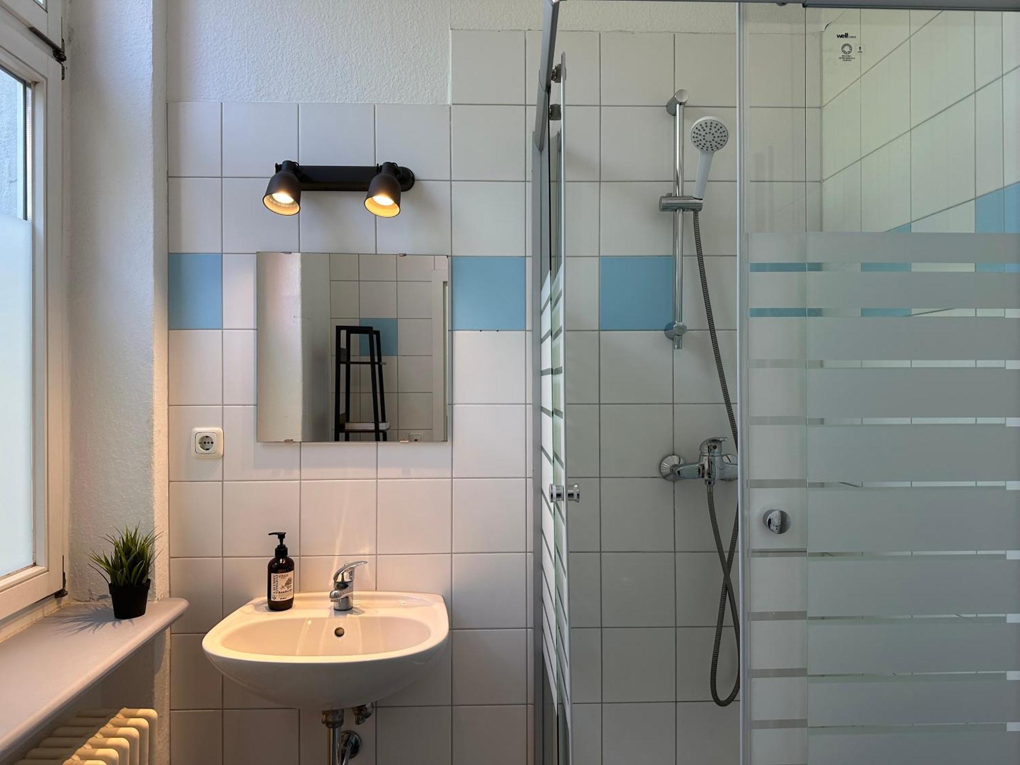 Blue Doors Hostel Altstadt รอสต็อค ภายนอก รูปภาพ